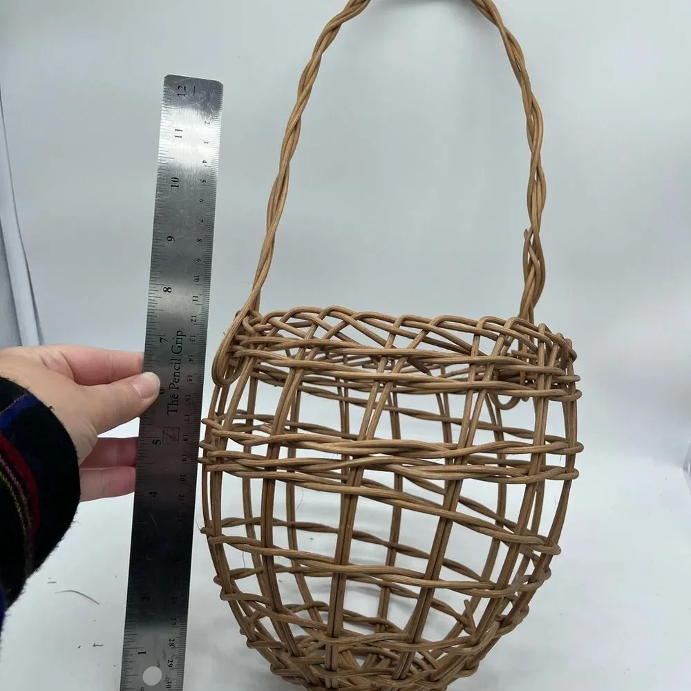 Woven Tan Basket Bag